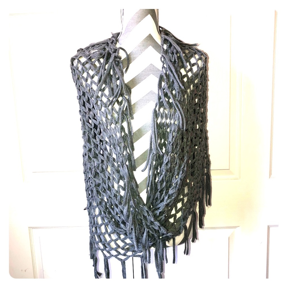 Infinity shawl